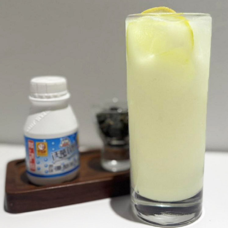 可爾必思優酪綠茶（微糖）